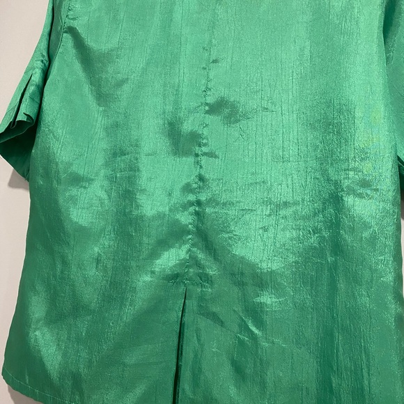 VTG 80s/90s Green Silky Short Sleeve Blouse Size 10 - Picture 6 of 7
